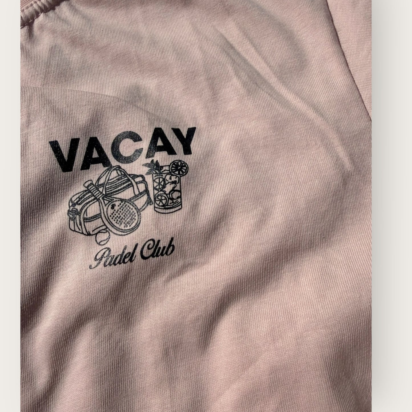 Spin & Tonic Padel Unisex Tee - Red Clay